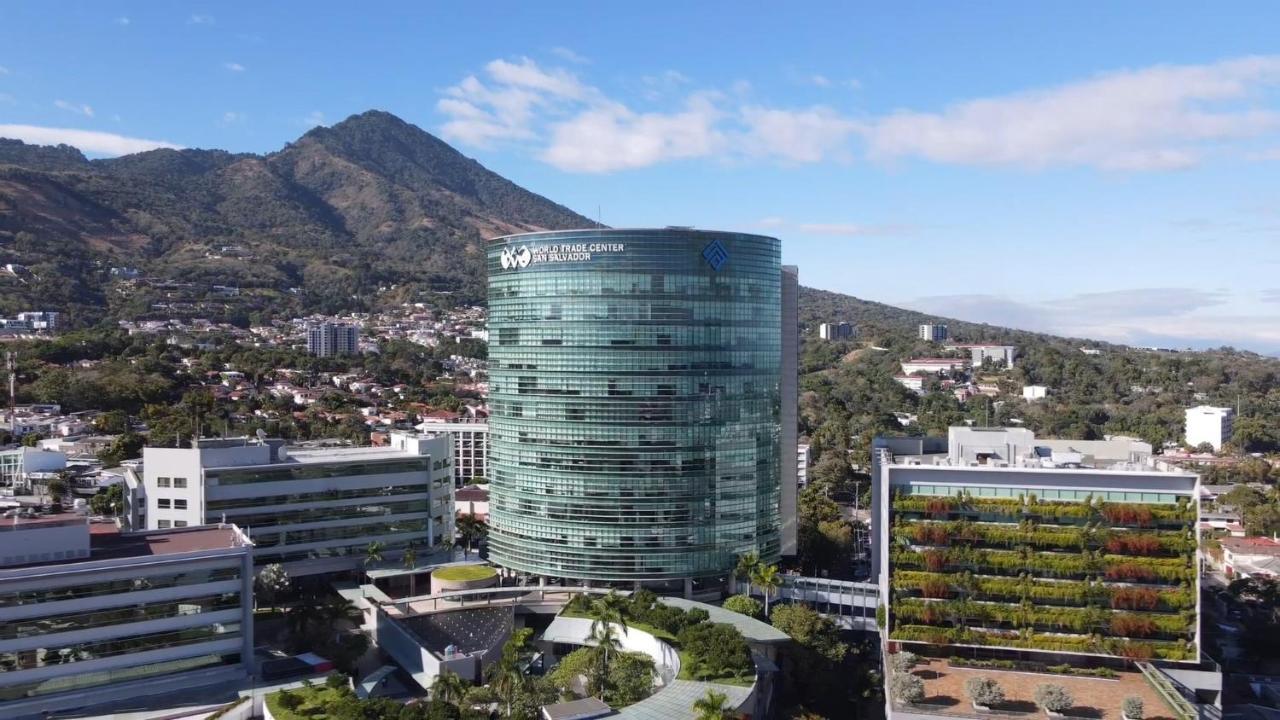 Hotel Hilton San Salvador Esterno foto