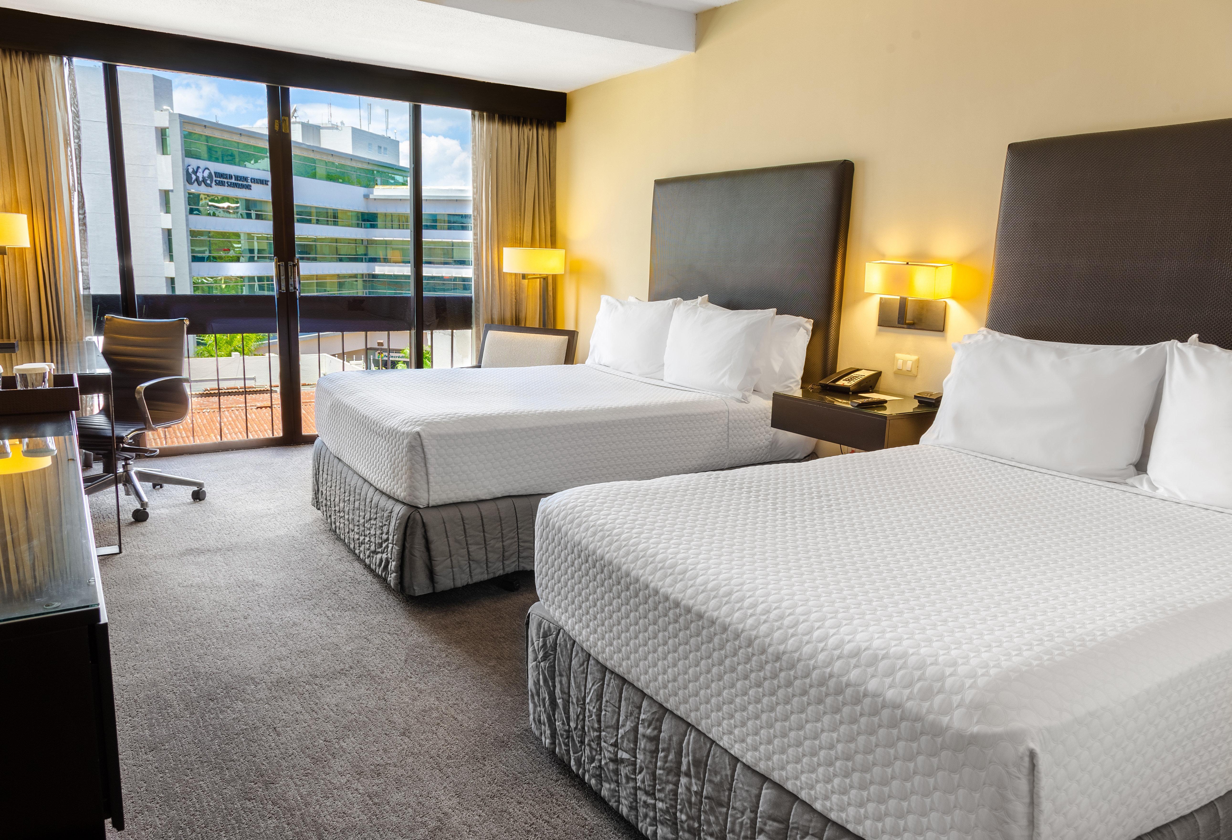 Hotel Hilton San Salvador Esterno foto