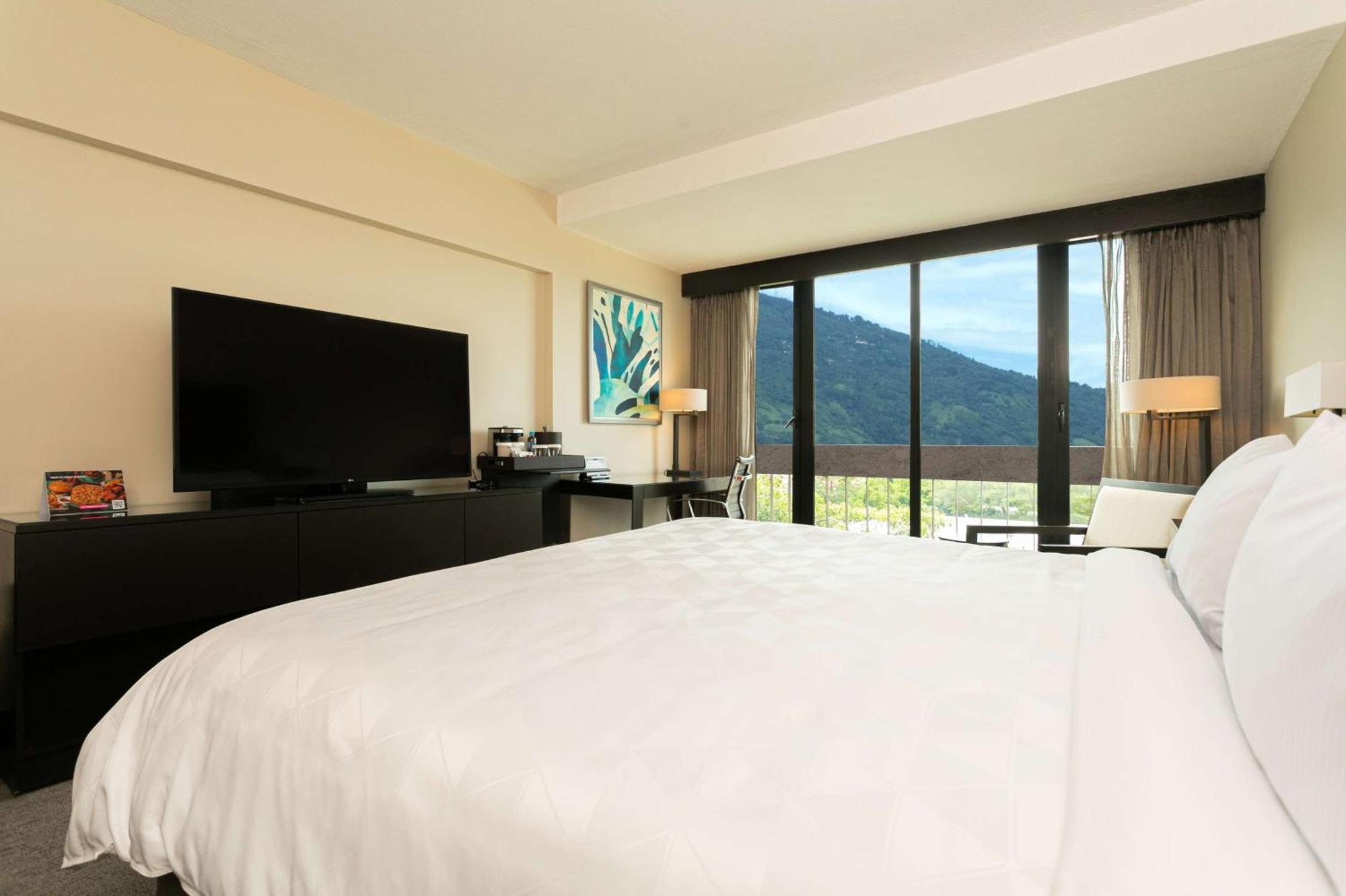 Hotel Hilton San Salvador Esterno foto